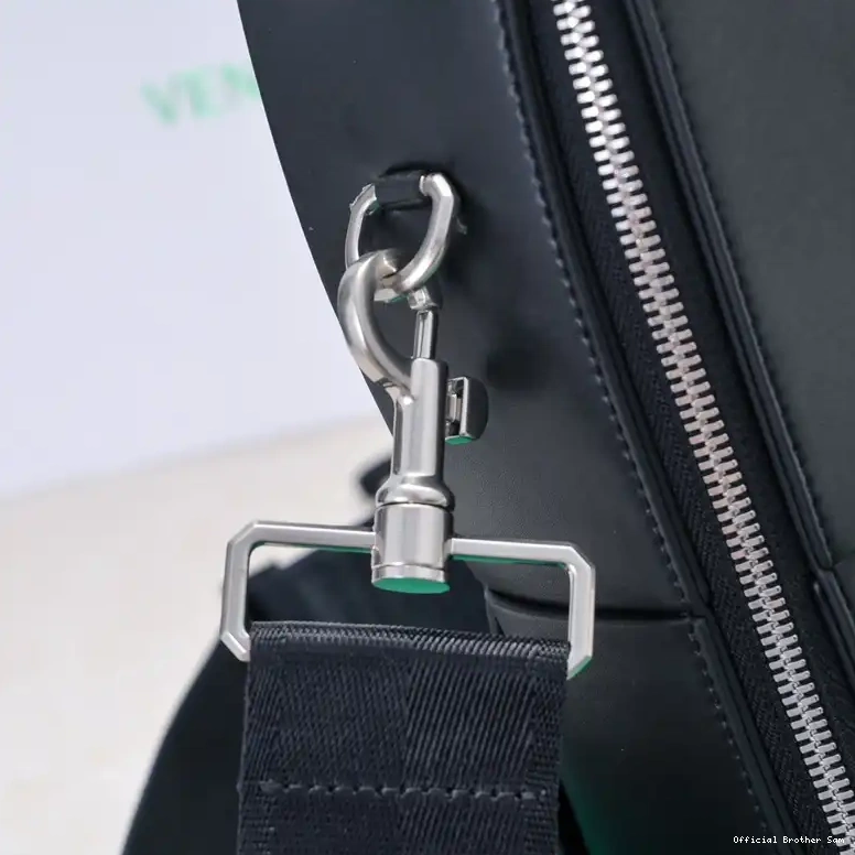 Official Brother Sam Bottega Veneta 2409SF0058 Bags 1014